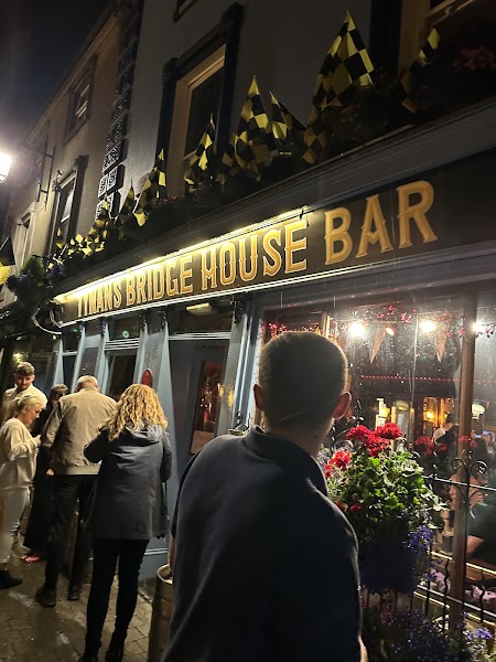 Bridge House Bar