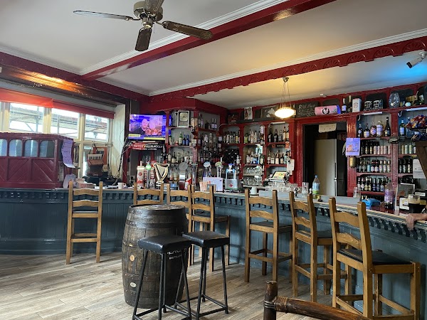 Red House Inn