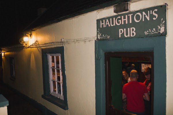 Haughton's Pub