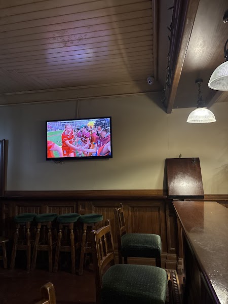 Cullens Pub