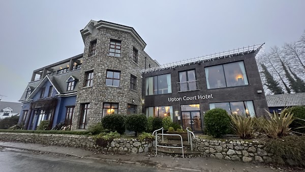 Sean Ogs Hotel